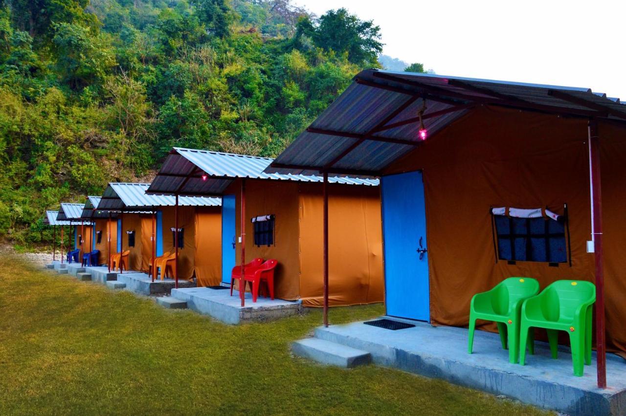 Riverside Glamping By Stayapart X Elephant Brook Bijni Exterior foto