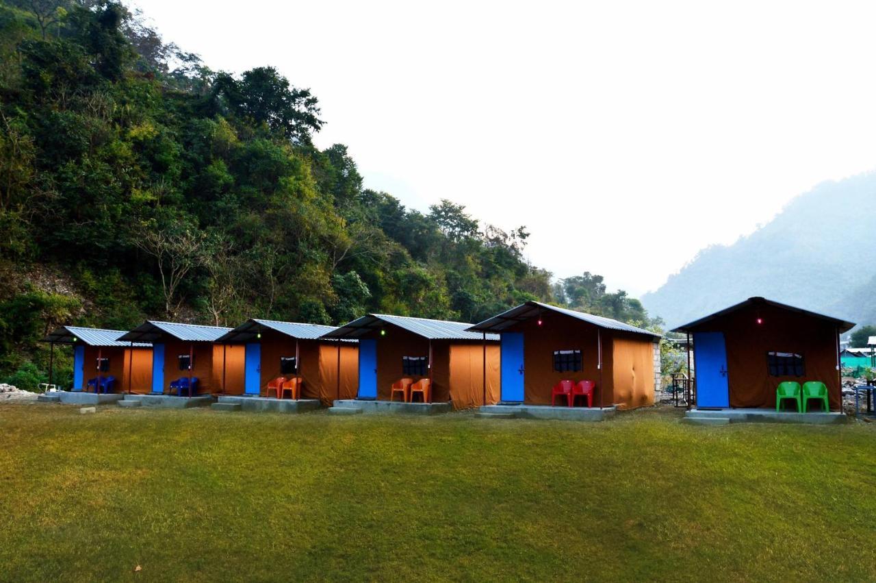 Riverside Glamping By Stayapart X Elephant Brook Bijni Exterior foto