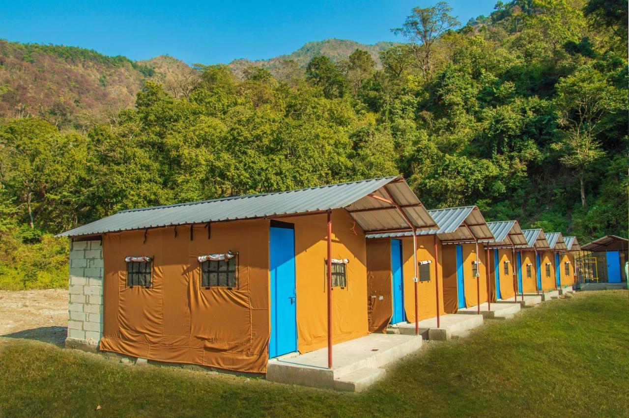 Riverside Glamping By Stayapart X Elephant Brook Bijni Exterior foto